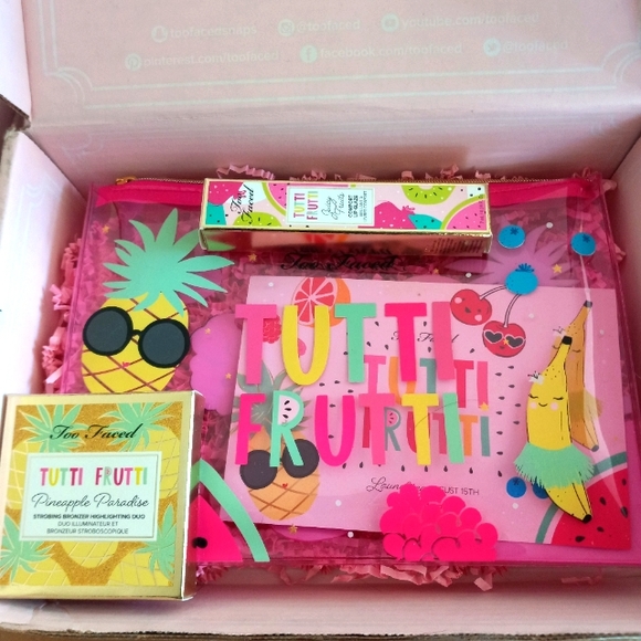 NEW TOO FACED BEAUTY MYSTERY BOX RESALE RESELLER MAKEUP 5 PIECE LOT BUND… - Picture 6 of 8